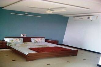 Hotel Om Palace, Mandvi 5